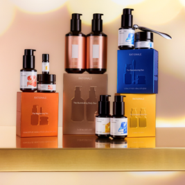 Let it glow this holiday. RATIONALE’s limited-edition kits and gifts deliver science-backed radiance, beautifully boxed.